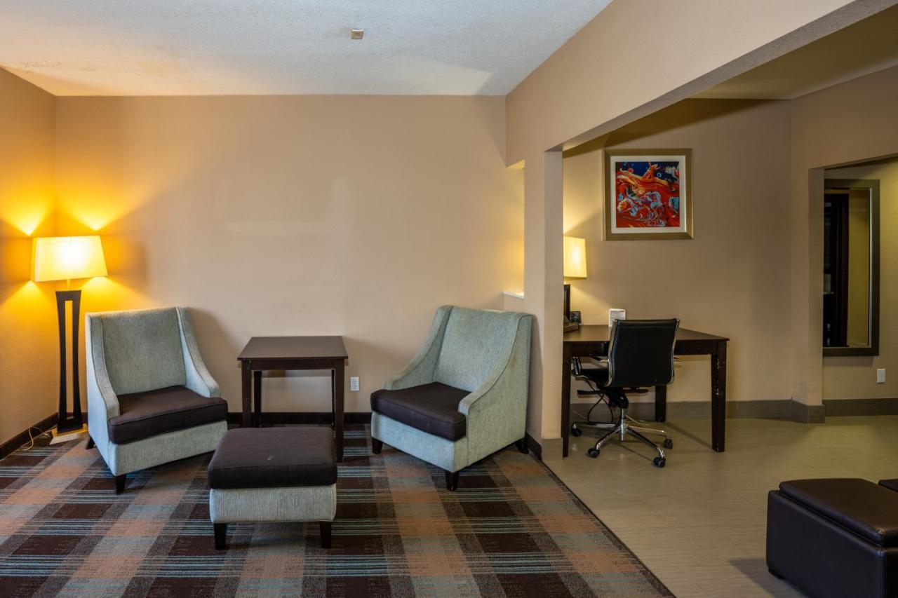 Comfort Suites Houston West At Clay Road Exterior photo