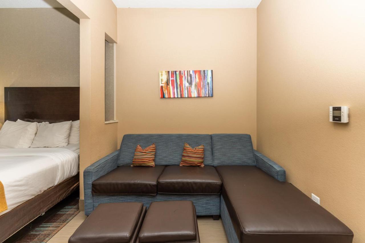 Comfort Suites Houston West At Clay Road Exterior photo