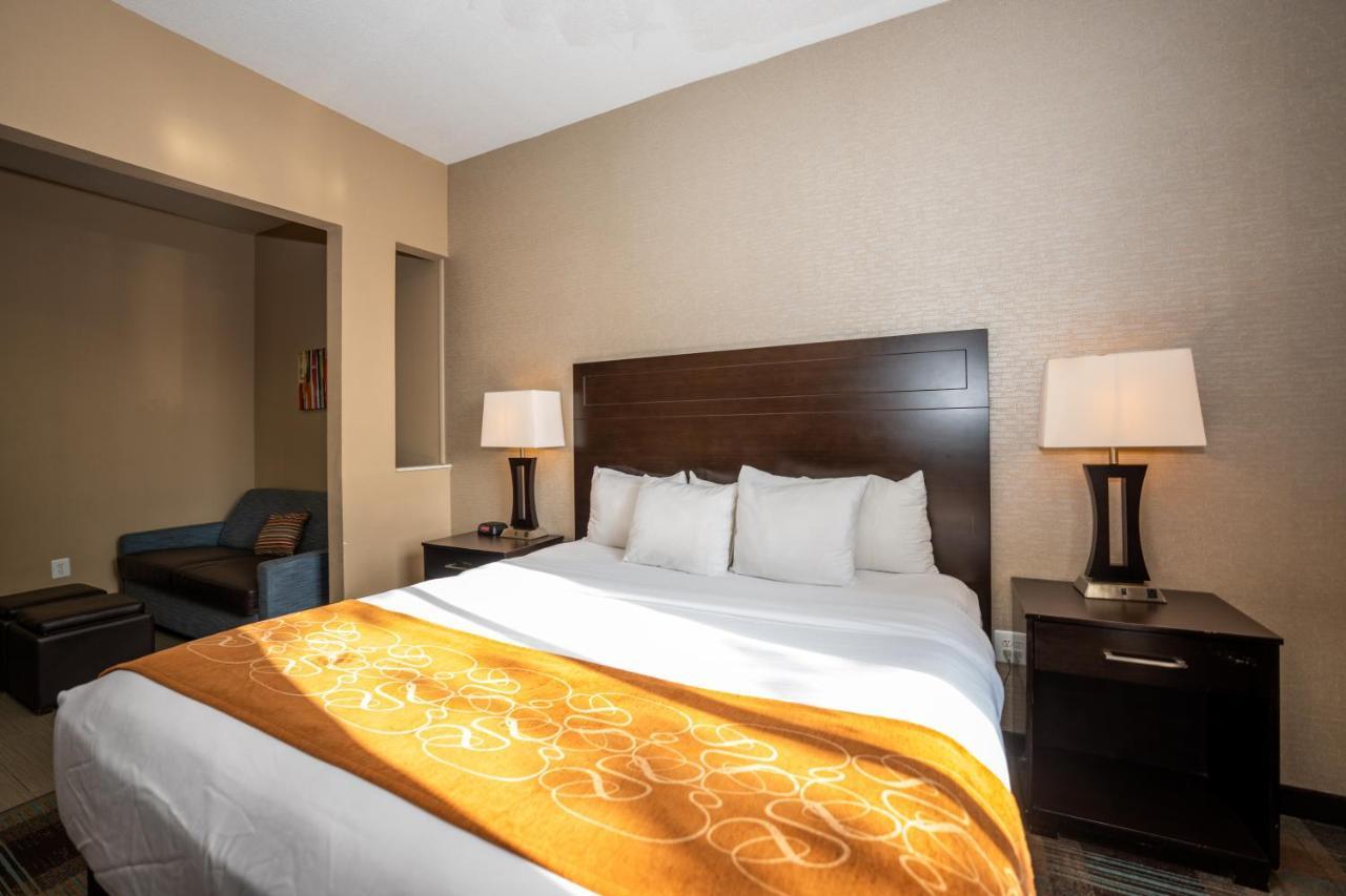 Comfort Suites Houston West At Clay Road Exterior photo